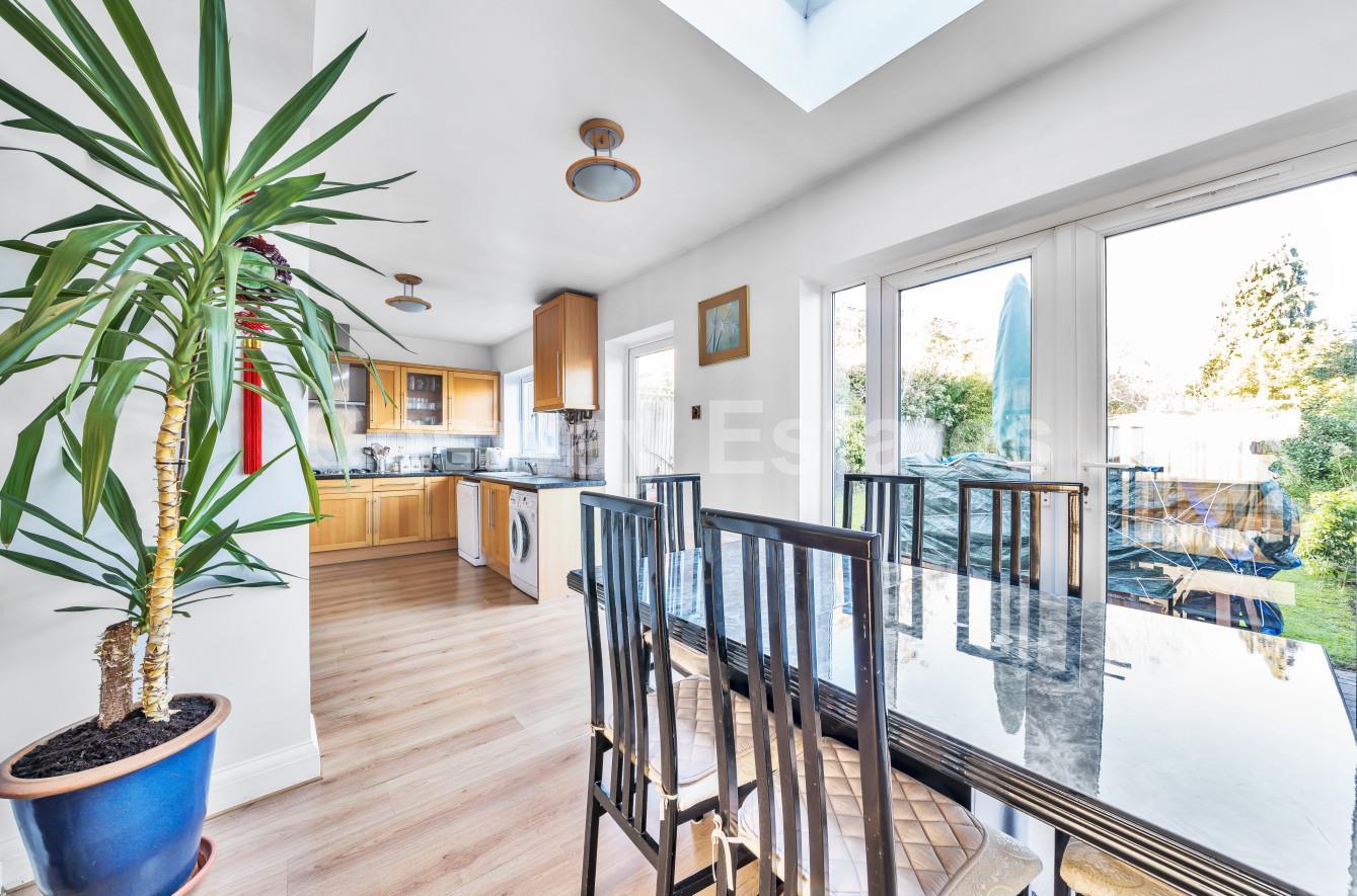 Hillside Grove, Mill Hill, NW7, Mill Hill